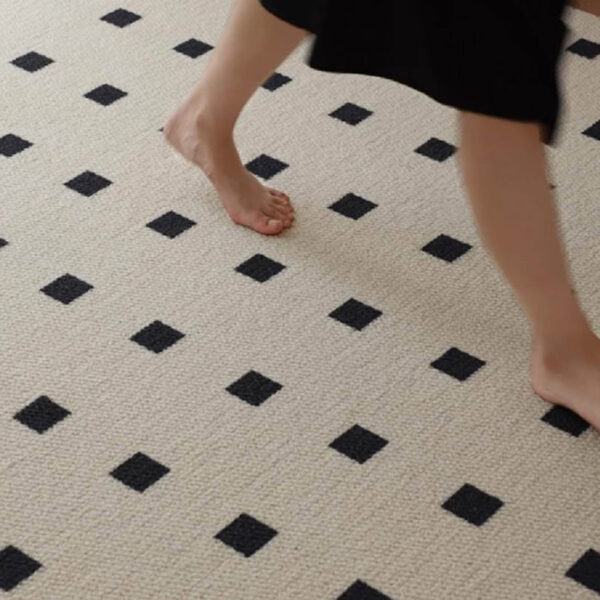 Modern Square Pattern Wool Rug