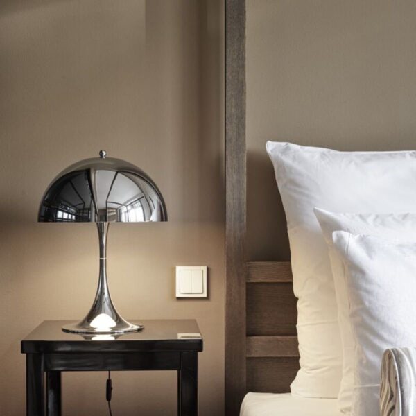 Mushroom sliver table lamp